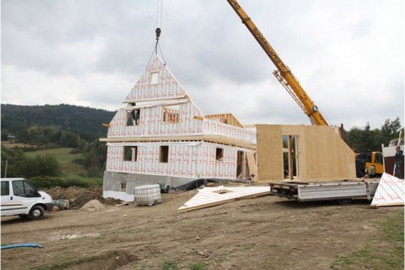 Batpol - w trzy dni stawia budynek!